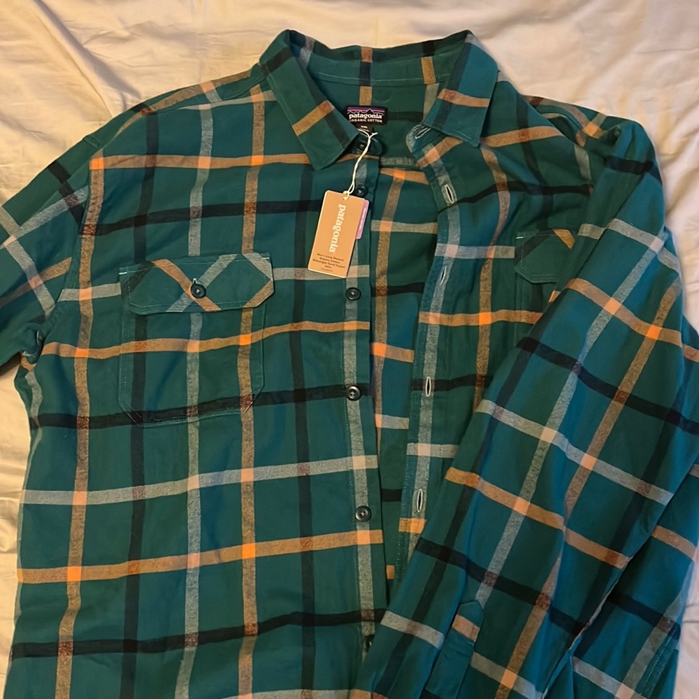 NWT Men’s Patagonia Fjord Flannel Shirt. XXL.